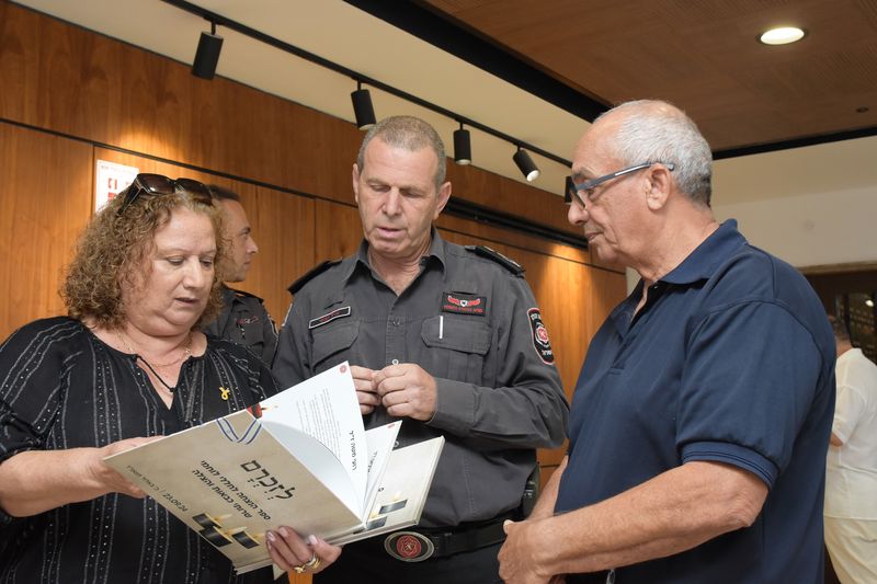 טקס הוקרה למשפחות לוחמי האש אשר נפלו בעת מילוי תפקידם. צילום: יסמין גיל, דוברות ההסתדרות